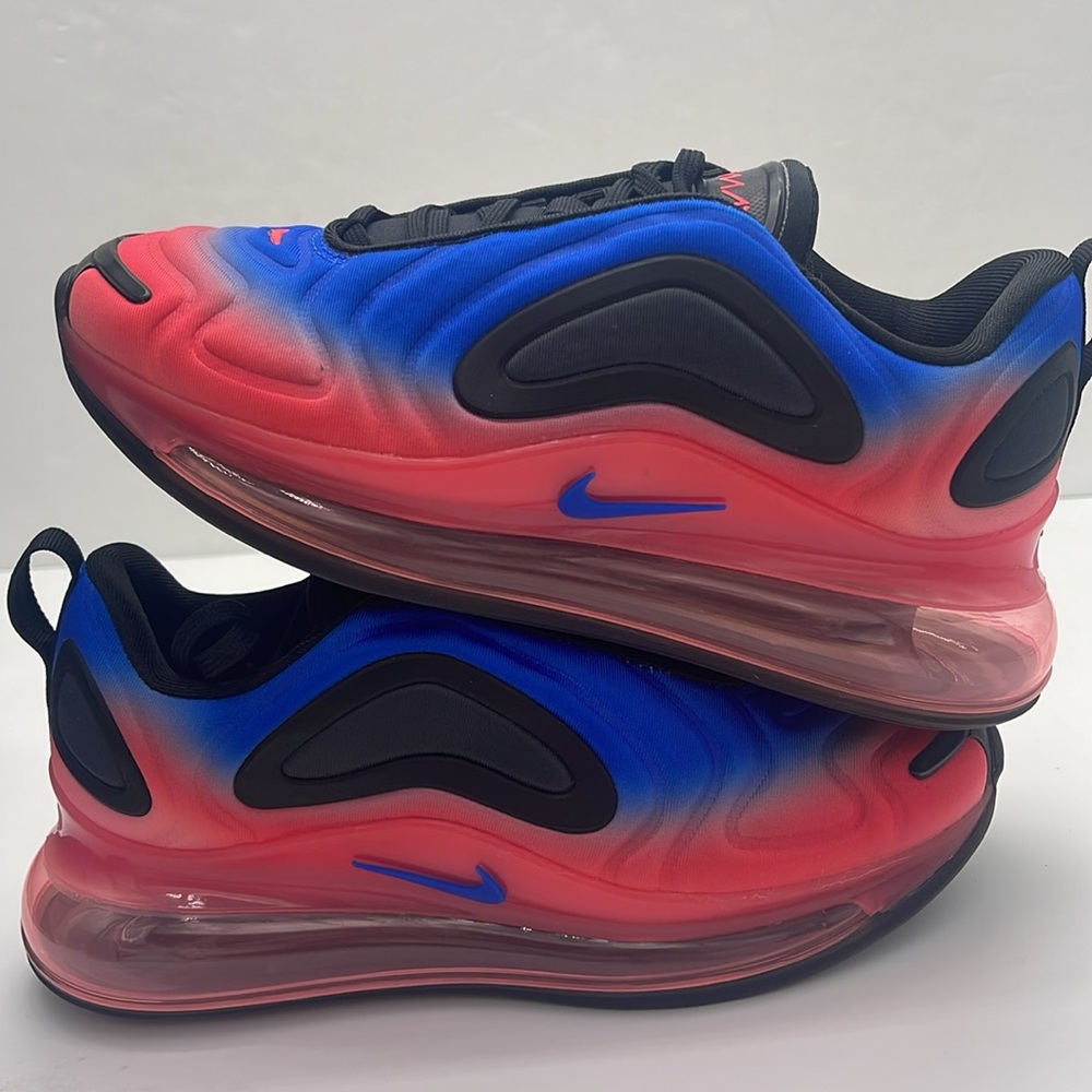 Nike WMNS NIKE AIR MAX 720
BLACK/RACER BLUE-FLASH CRIMSON
AQ3196 013 Sneakers - Picture 15 of 16
